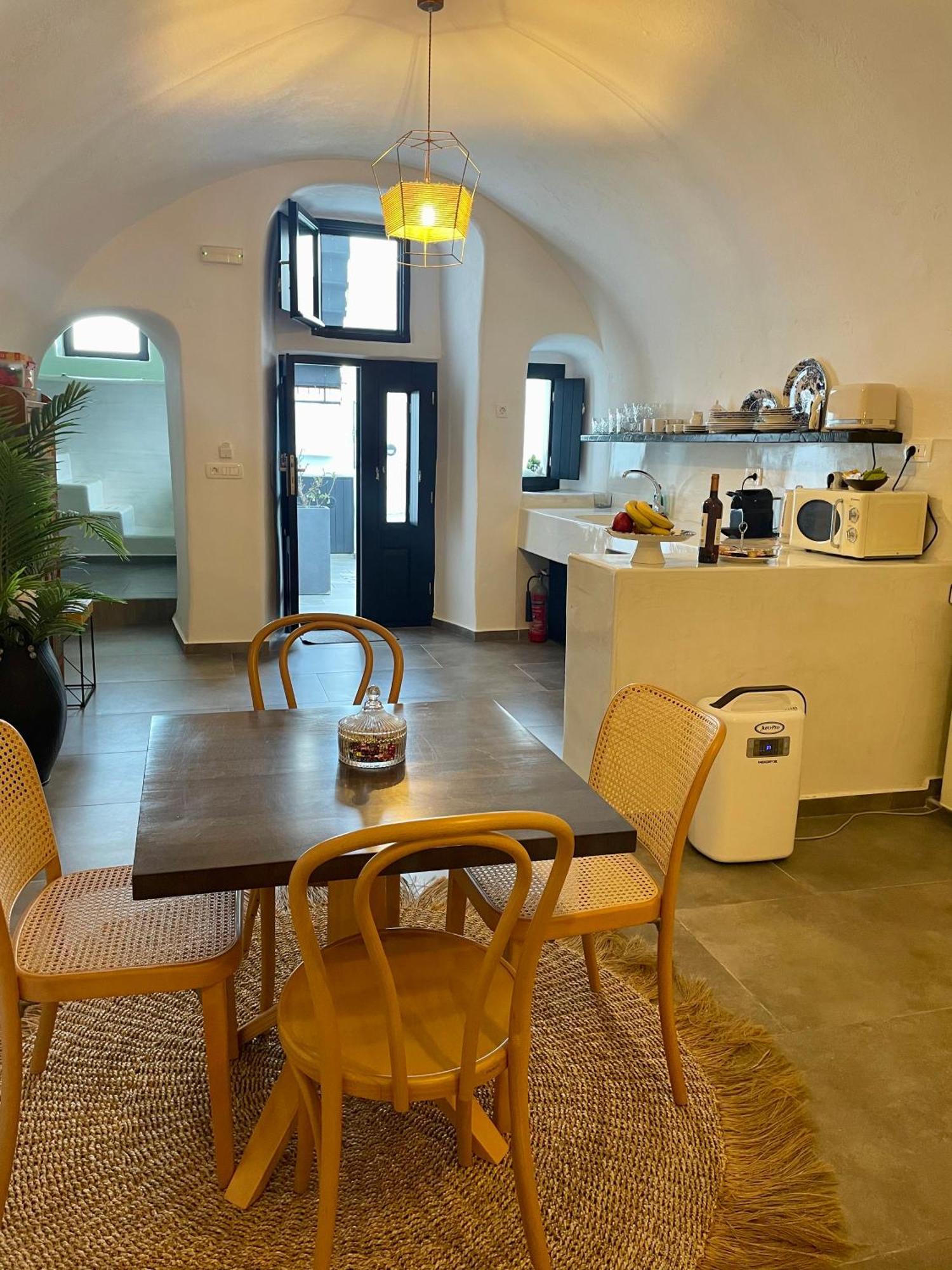 Doukas Caldera Suites Fira  Exteriör bild